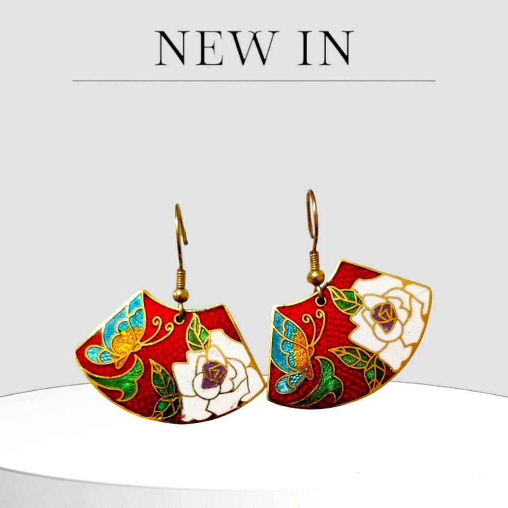 Floral Butterfly Earrings! Gold Tone, 1.75" Dangle!